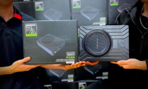 Sub gầm ghế Radical Audio R65
